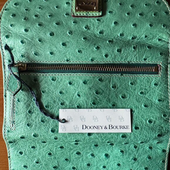 NWT Dooney & Bourke Seafoam Green Leather Ostrich Continental Clutch - Picture 7 of 12
